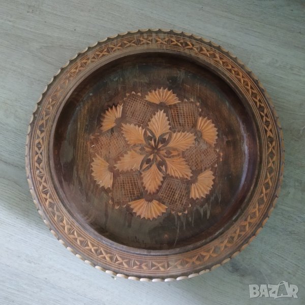 дървена чиния за декорация, снимка 1