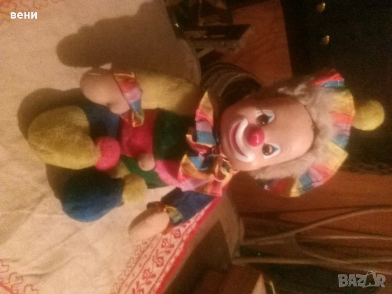 се плюшена играчка клоун , снимка 1