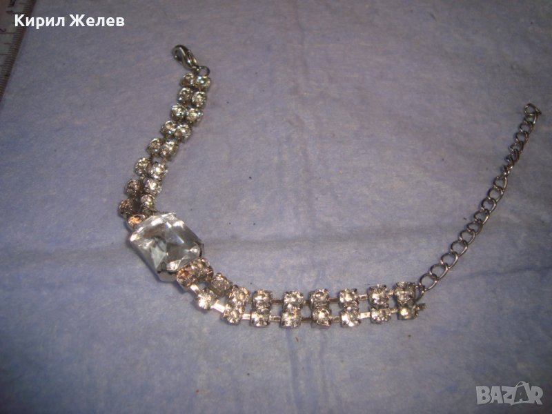 СРЕБРИСТА ВИНТИДЖ ГРИВНА с ФАСЕТИРАНИ БЛЕСТЯЩИ КРИСТАЛИ 7634, снимка 1