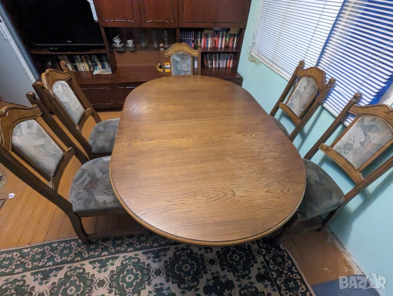 Трапезна маса (масив-Дъб) със 5 стола.. , снимка 1