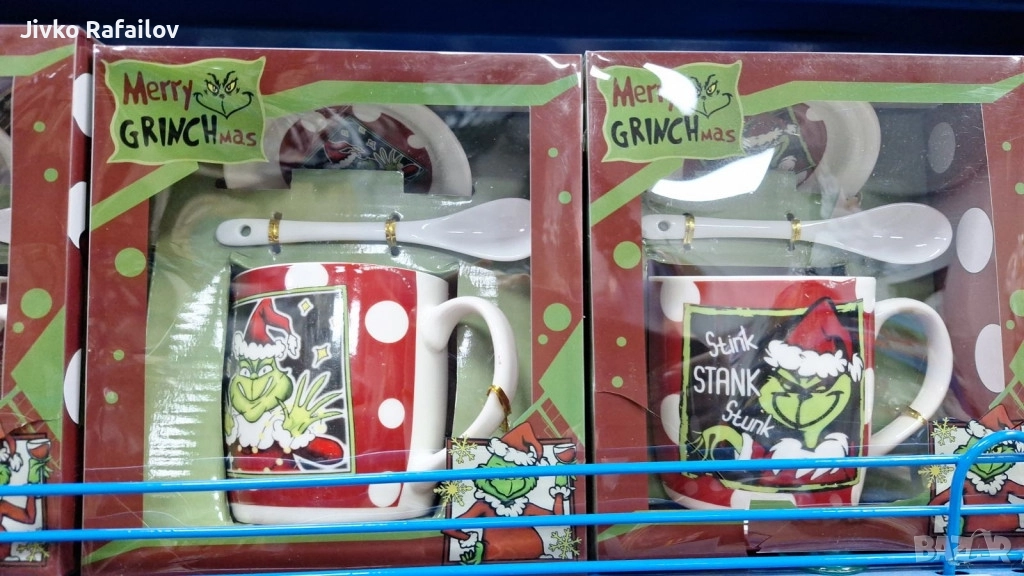 Коледен подаръчен комплект Merry Grinchmas – идеален подарък за добро настроение, снимка 1