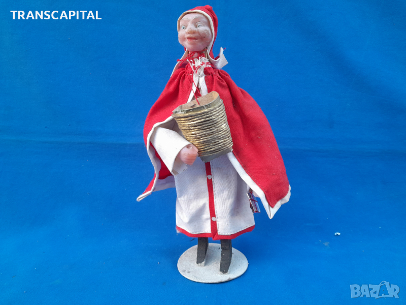 Соц  фигура, червената шапчица , снимка 1