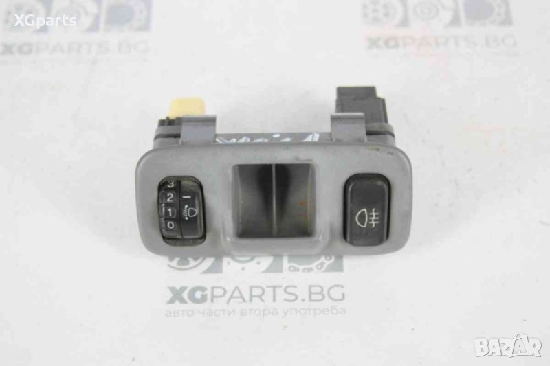 Бутони светлини за Toyota Yaris I (1999-2005), снимка 1