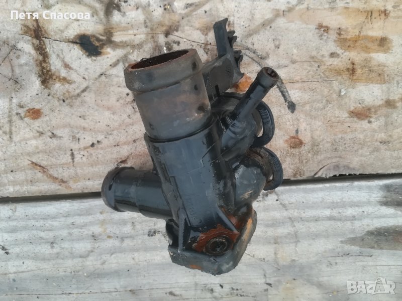 Vw Passat Wagon B3 2.0 1992 Част от охладителната система, Фланец, снимка 1