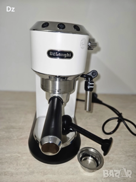 Кафемашина DeLonghi - EC685.W Dedica, 15 bar, 1.1 l, бяла, снимка 1