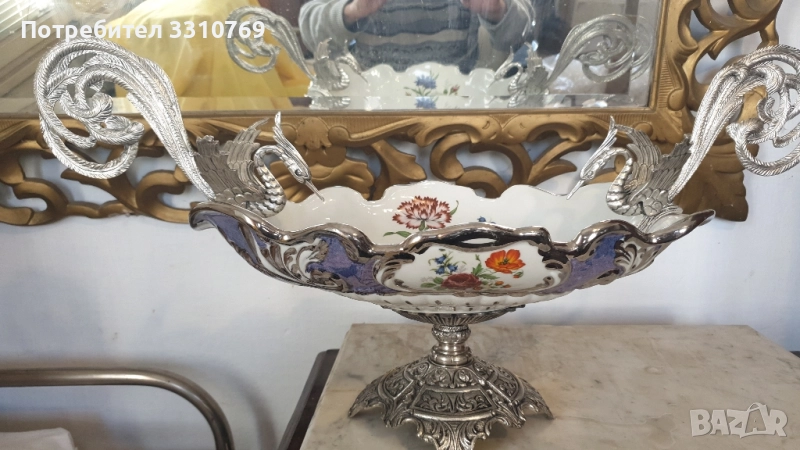 Изключителна рядка находка-великолепна порцеланова фруктиера. , снимка 1