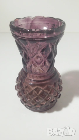 2 ретро малки лилави стъклени вази, снимка 5 - Вази - 51432916