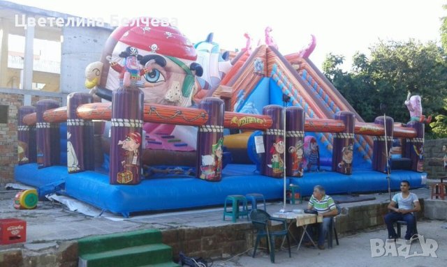 надуваема пързалка , атракцион, забава 