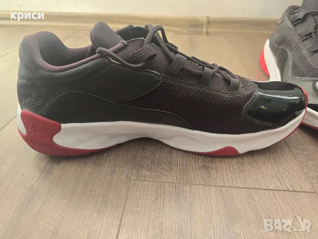 Nike Air Jordan 11 CMFT Low, снимка 3 - Маратонки - 56349452