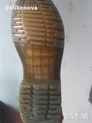 Унисекс. Dr.Martens. The Original. Size 41, снимка 8 - Дамски боти - 24301623
