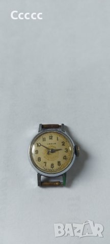 Дамски часовник  ЧАЙКА , снимка 3 - Колекции - 39243490