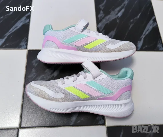 Детски маратонки Adidas р-р 34, снимка 3 - Детски маратонки - 55793116