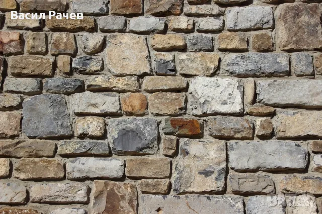 строителство с камък и фаянс и теракота. 