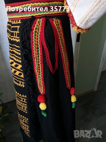 Национална носия, снимка 8 - Антикварни и старинни предмети - 54322076