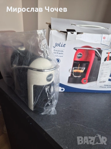 Кафемашина Лаваца за капсули.