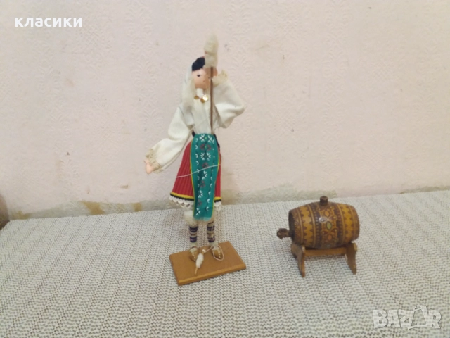 Кукла с народна носия. , снимка 5 - Декорация за дома - 52661487