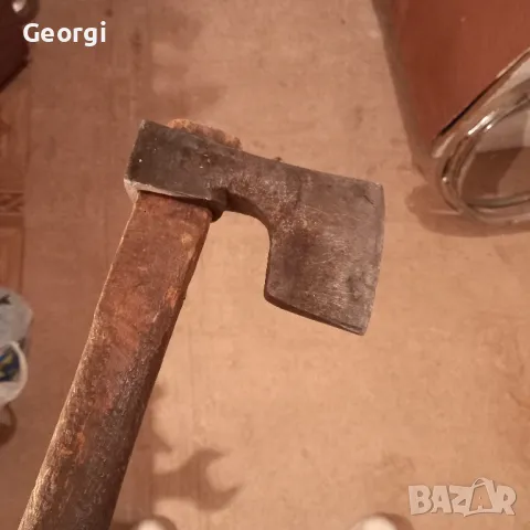 стара кована брадва, снимка 2 - Градински инструменти - 49682567