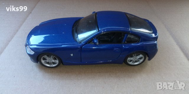 Bburago BMW Z4 M Coupe 1:32 metallic blue, снимка 2 - Колекции - 36957651