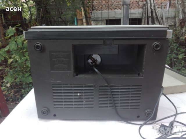 магнетофон Унитра , снимка 6 - Антикварни и старинни предмети - 30581095