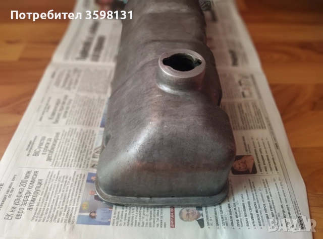 Продавам капак за клапани на ЛАДА 2105. , снимка 3 - Части - 52274343