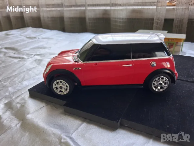 Mini Cooper S   1:18, снимка 2 - Колекции - 56426828