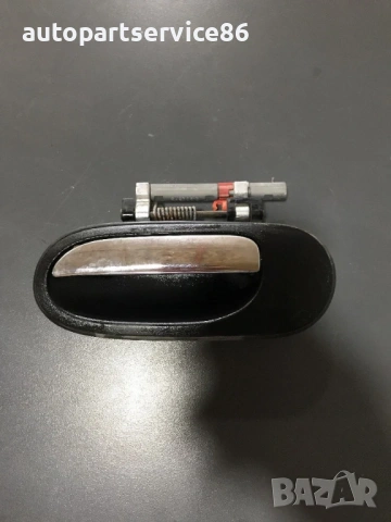 Външна дръжка на предната лява врата за Nissan Almera Tino (2004)