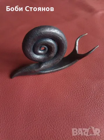 Метален охлюв - ръчно кован от монолитно парче, снимка 2 - Статуетки - 33958757