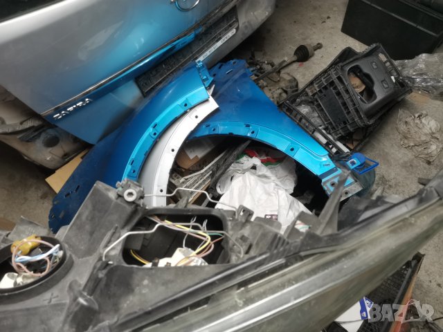 Ляв фар за Рено Меган 2010 г, снимка 9 - Части - 35381613