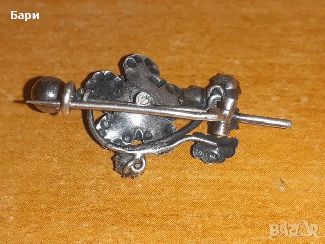 СТАРА СРЕБЪРНА БРОШКА, снимка 3 - Други - 37454096