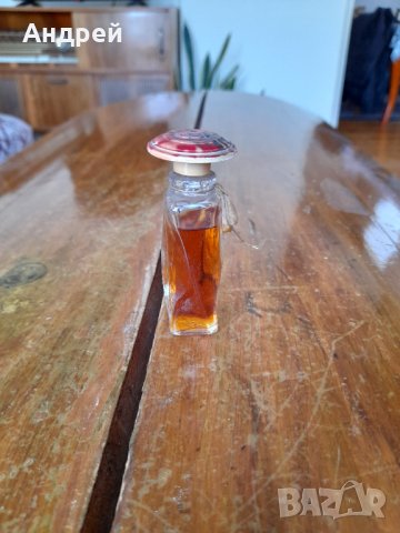 Стар одеколон Furong, снимка 3 - Други ценни предмети - 36626822