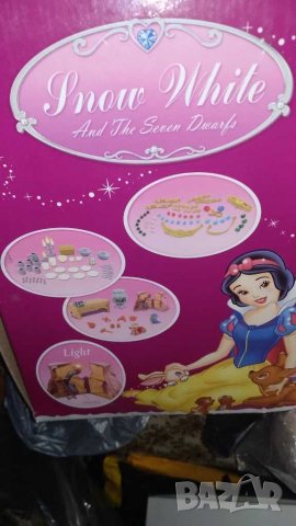 Намалена! Къща на Снежанка и седемте джуджета\в комплекта са само 2\, снимка 5 - Кукли - 29806972