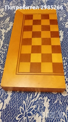 Стара табла за игра 48/48 см., снимка 4 - Шах и табла - 53922794