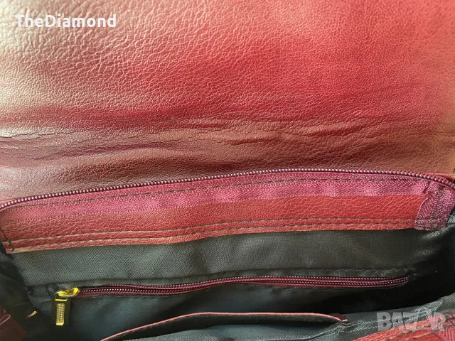 Полукожена червена дамска чанта (кадифе), снимка 4 - Чанти - 49004381