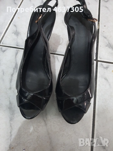 лачени обувки с висок ток, снимка 2 - Дамски обувки на ток - 54061071