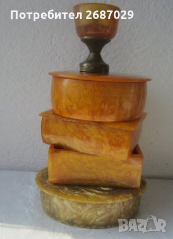 Кутии  кутия каталин, цвят кехлибар и свещник