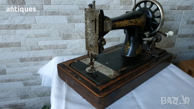 Стара ръчна шевна машина - Singer - 1912 година, снимка 3 - Антикварни и старинни предмети - 35611304