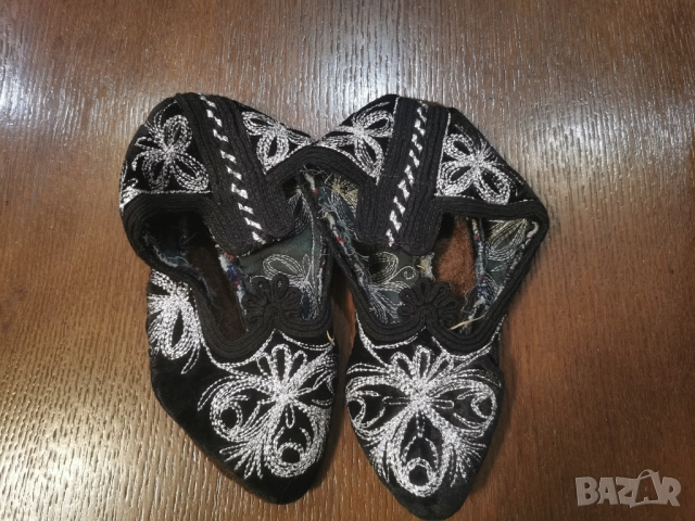 народна носия-калци