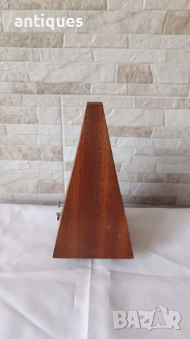 Метроном - System Maelzel - Made in GDR - 1960"г., снимка 6 - Антикварни и старинни предмети - 53160735