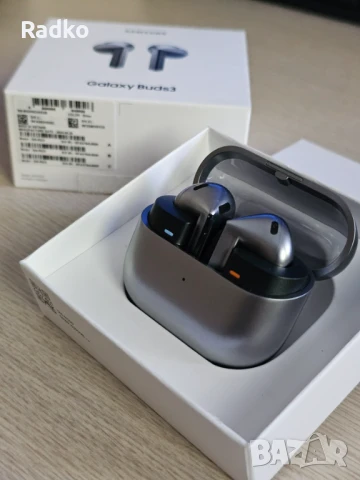 Samsung Galaxy Buds3 (SM-R530) – Сребристи/Silver – Като нови, снимка 3 - Bluetooth слушалки - 51325407