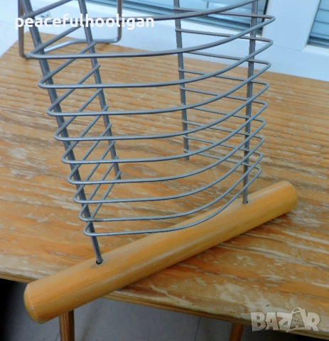 Метални стойки за дискове CD - 2бр, снимка 2 - Етажерки - 52322656