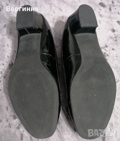 Обувки Clark's , снимка 2 - Дамски ежедневни обувки - 42696721