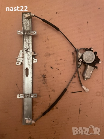 Машинка ел. стъкло за Suzuki Grand Vitara I SUV (03.1998 - 08.2006), 2+1 вр., позиция: предна, дясна