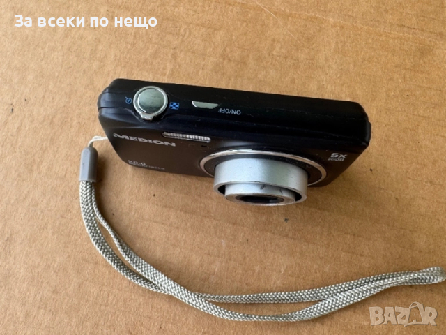 ЗА ЧАСТИ! Цифров фотоапарат Medion LIFE P44003 (MD 86777) , 20mp, снимка 4 - Фотоапарати - 51630168