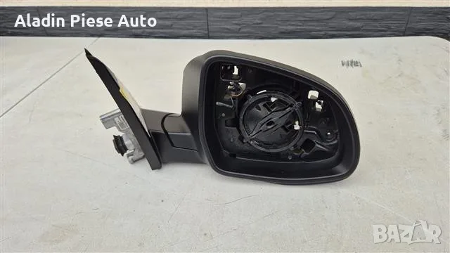 Корпус на дясното огледало за пътник BMW X5 с код на етикета 51168738354 