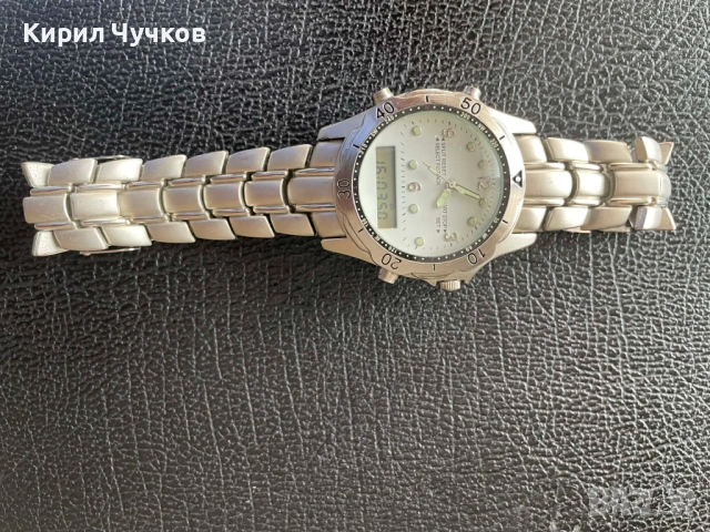 Продавам мъжки часовник