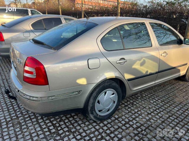 Шкода октавия, снимка 4 - Автомобили и джипове - 36803759