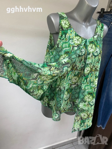 Топ, снимка 4 - Корсети, бюстиета, топове - 54347197