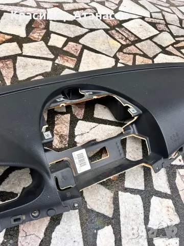 Арматурно табло горна част за Мерцедес Е-класа W211.2002-2007г, снимка 5 - Части - 47960203