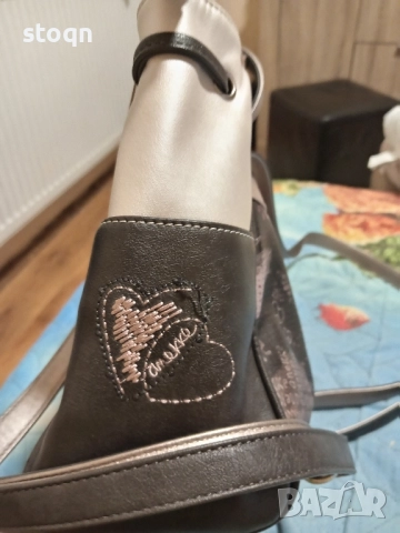 ПРОДАВАМ ДАМСКА РАНИЦА , снимка 9 - Раници - 52484400