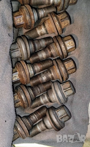 Болт с шайба алуминиева джанта Пежо Ситроен , снимка 2 - Аксесоари и консумативи - 51518223